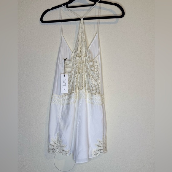 Saylor White/Off White Sleeveless Romper NWT - Picture 8 of 12